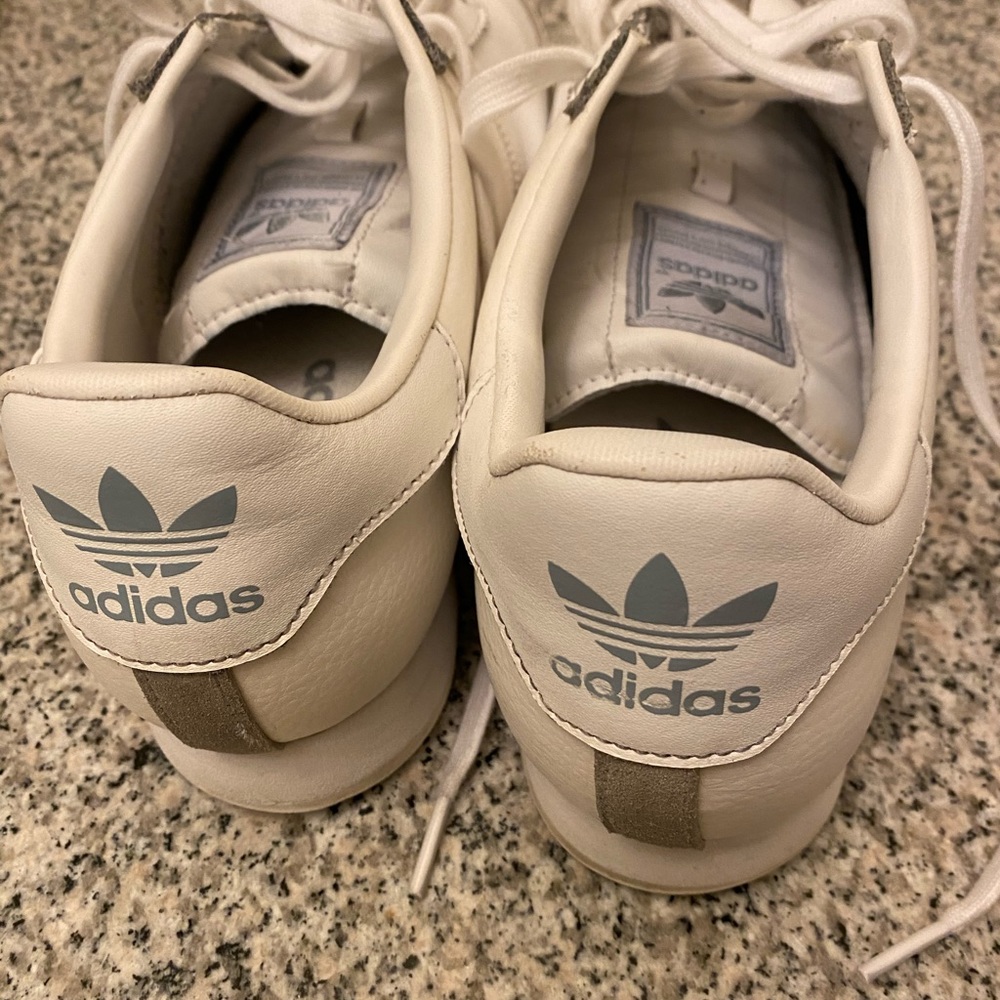 Adidas Samoa - Picture 3 of 3